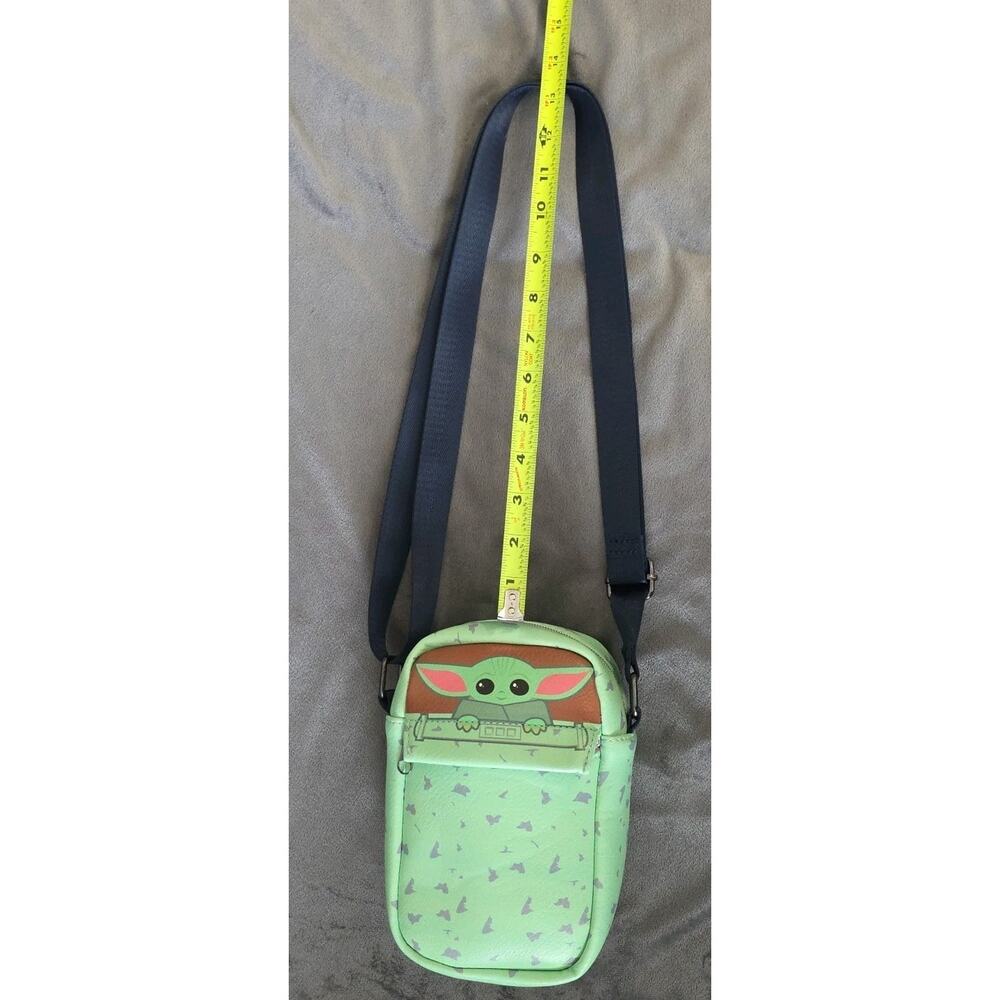 Baby Yoda Star Wars Grogu Crossbody Bag Purse Green With Dark Blue Strap - Picture 12 of 13